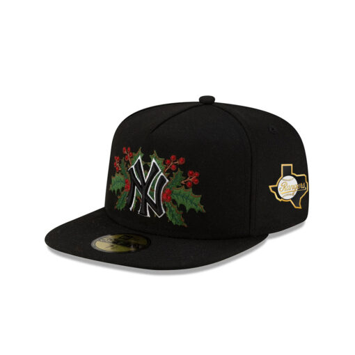 New York Yankees Holiday Floral Fitted Cap in Black