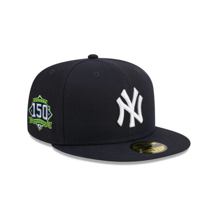 New York Yankees Leather Patch Fitted Cap in Black