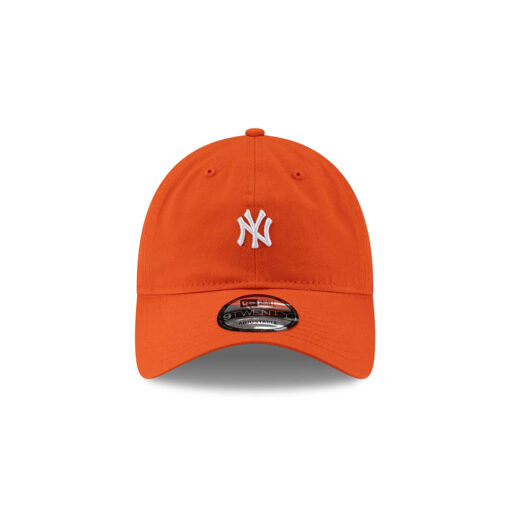 New York Yankees Mini Logo Adjustable Cap in Orange New York Yankees Mini Logo Adjustable Cap in Orange