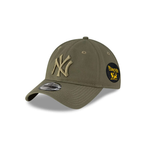New York Yankees Monochrome Adjustable Cap in Olive New York Yankees Monochrome Adjustable Cap in Olive