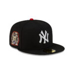 New York Yankees Monochrome Fitted Cap in Black