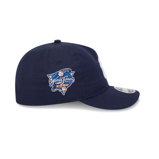 New York Yankees Nylon Retro Crown Snapback in Black