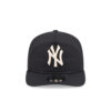 New York Yankees Nylon Snapback in Black