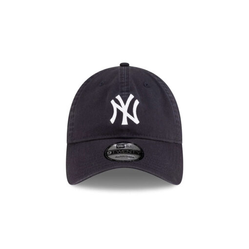 New York Yankees Owl Logo Adjustable Cap in Black