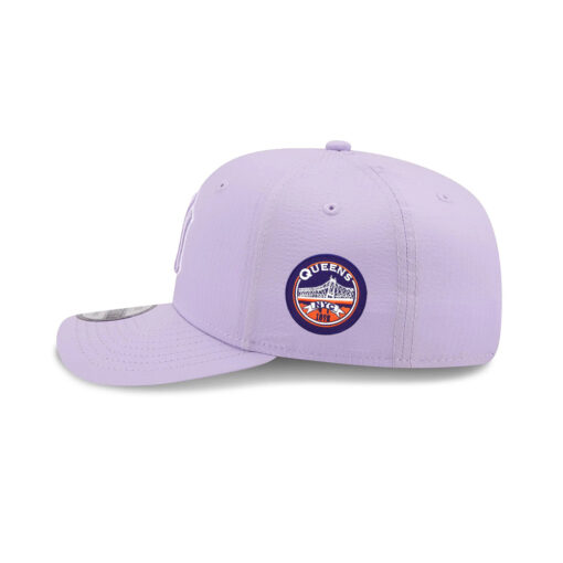 New York Yankees Pastel Crepe Stretch-Snap in Lavender