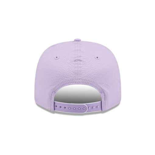 New York Yankees Pastel Crepe Stretch-Snap in Lavender