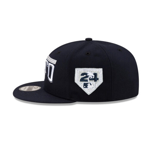 New York Yankees Player Name Snapback in Navy