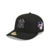 New York Yankees Pre-Curve Fitted Cap in Black