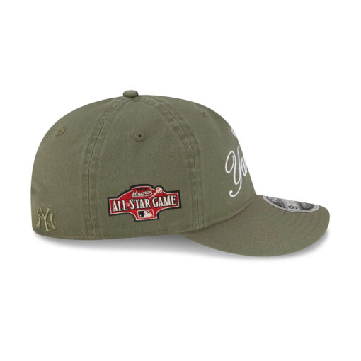 New York Yankees Retro Crown Adjustable Cap in Olive