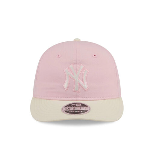 New York Yankees Retro Crown Snapback in Light Pink
