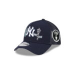 New York Yankees State Outline Trucker Cap in Black