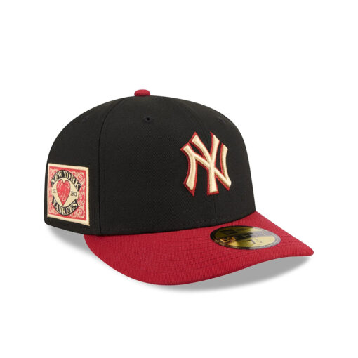 New York Yankees Team Card Graphic Fitted Cap in Black