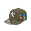 New York Yankees Tonal Floral Fitted Cap in Olive