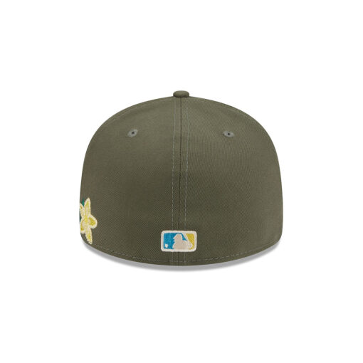 New York Yankees Tonal Floral Fitted Cap in Olive