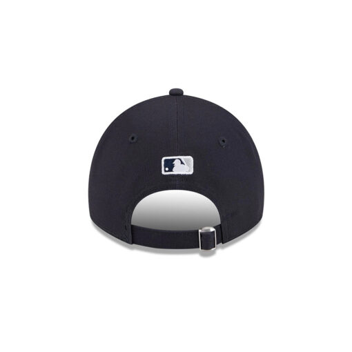 New York Yankees Trophy Pack Adjustable Cap in Black New York Yankees Trophy Pack Adjustable Cap in Black