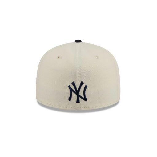 New York Yankees Two-Tone Stitch Fitted Cap in Cream