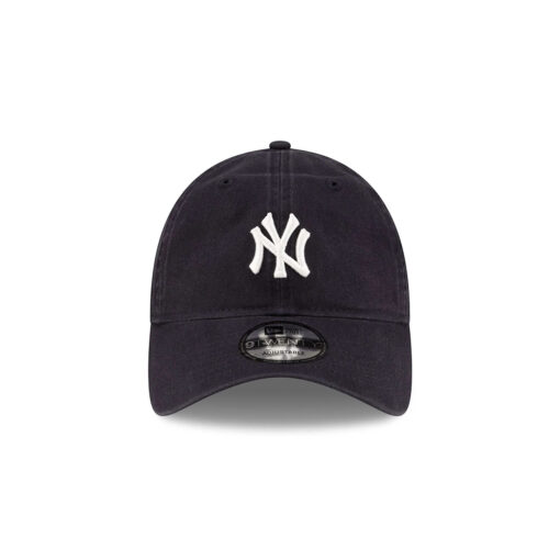 New York Yankees Washed Script Adjustable Cap in Navy