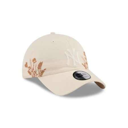 New York Yankees Wildflower Adjustable Cap in Light Cream