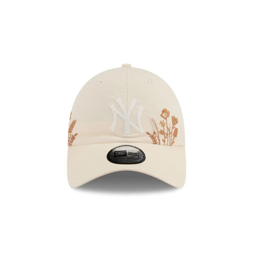 New York Yankees Wildflower Adjustable Cap in Light Cream