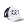 New York Yankees Women’s Felt Logo Trucker Cap in Optic White