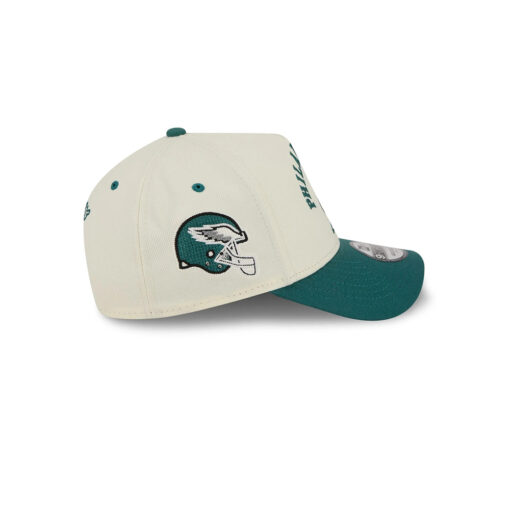 Philadelphia Eagles Arched Snapback Cap in Chrome White Philadelphia Eagles Arched Snapback Cap in Chrome White