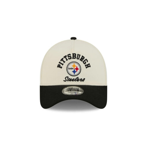 Pittsburgh Steelers Arched Logo Snapback Cap in Chrome White