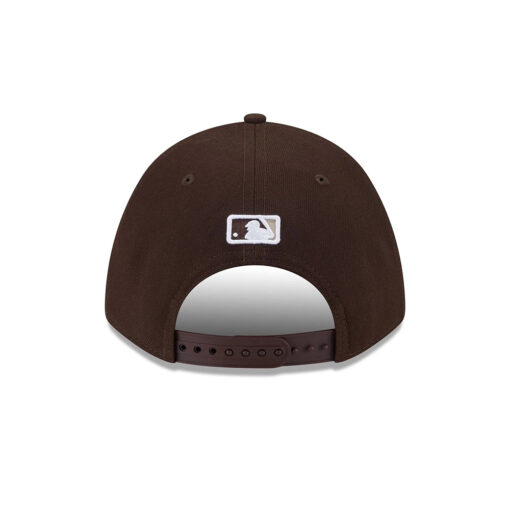San Diego Padres Alternate M-Crown Snapback in Brown