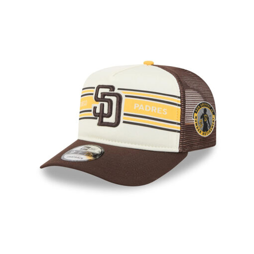 San Diego Padres Banner Mesh Snapback in Brown