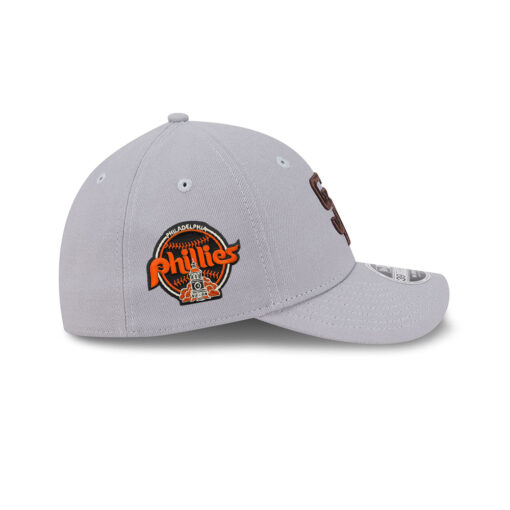 San Diego Padres M-Crown Stretch-Snap in Gray