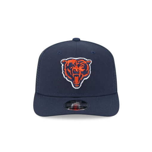 Chicago Bears Bear Head Mesh Back Trucker Hat in Navy