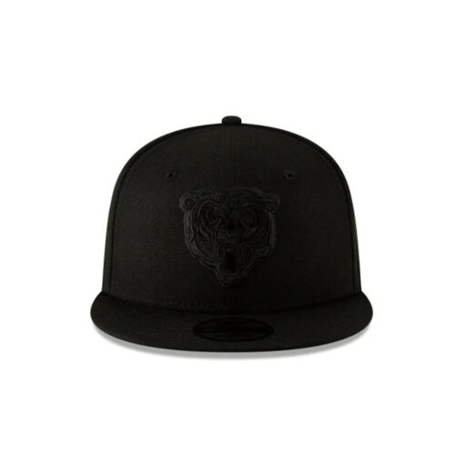 Chicago Bears Tonal Bear Head Side Patch Snapback Hat in Black Chicago Bears Tonal Bear Head Side Patch Snapback Hat in Black