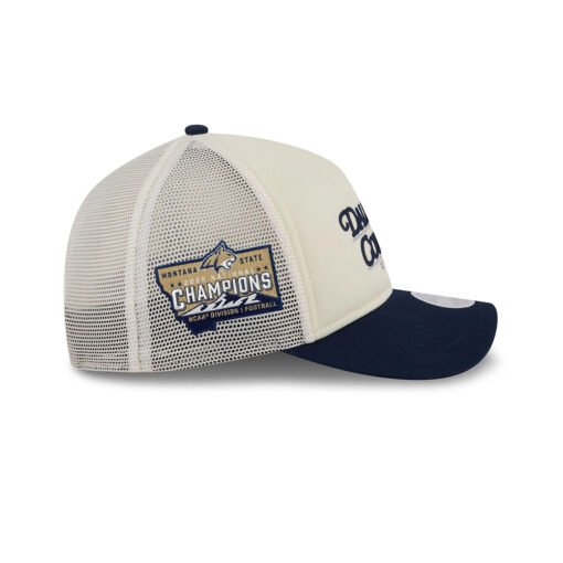 Dallas Cowboys Retro Chrome Trucker Hat in White
