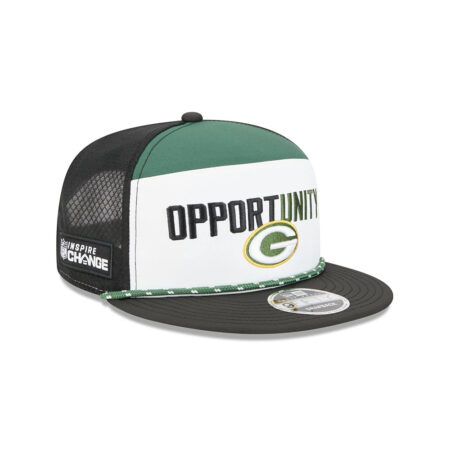 Green Bay Packers Community Graphic Split Panel Snapback Hat in Green and Yellow