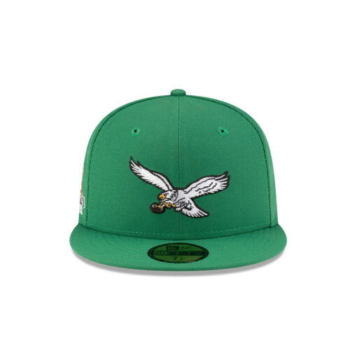 Philadelphia Eagles Flying Eagle Side Patch Fitted Hat in Green Philadelphia Eagles Flying Eagle Side Patch Fitted Hat in Green