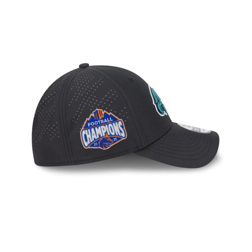 Philadelphia Eagles Midnight Green Eagle Head Side Patch Stretch Fit Hat in Black Philadelphia Eagles Midnight Green Eagle Head Side Patch Stretch Fit Hat in Black