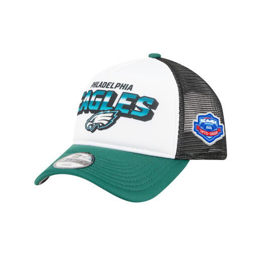 Philadelphia Eagles Streak Wordmark Eagle Head Youth Trucker Hat in White Green and Black