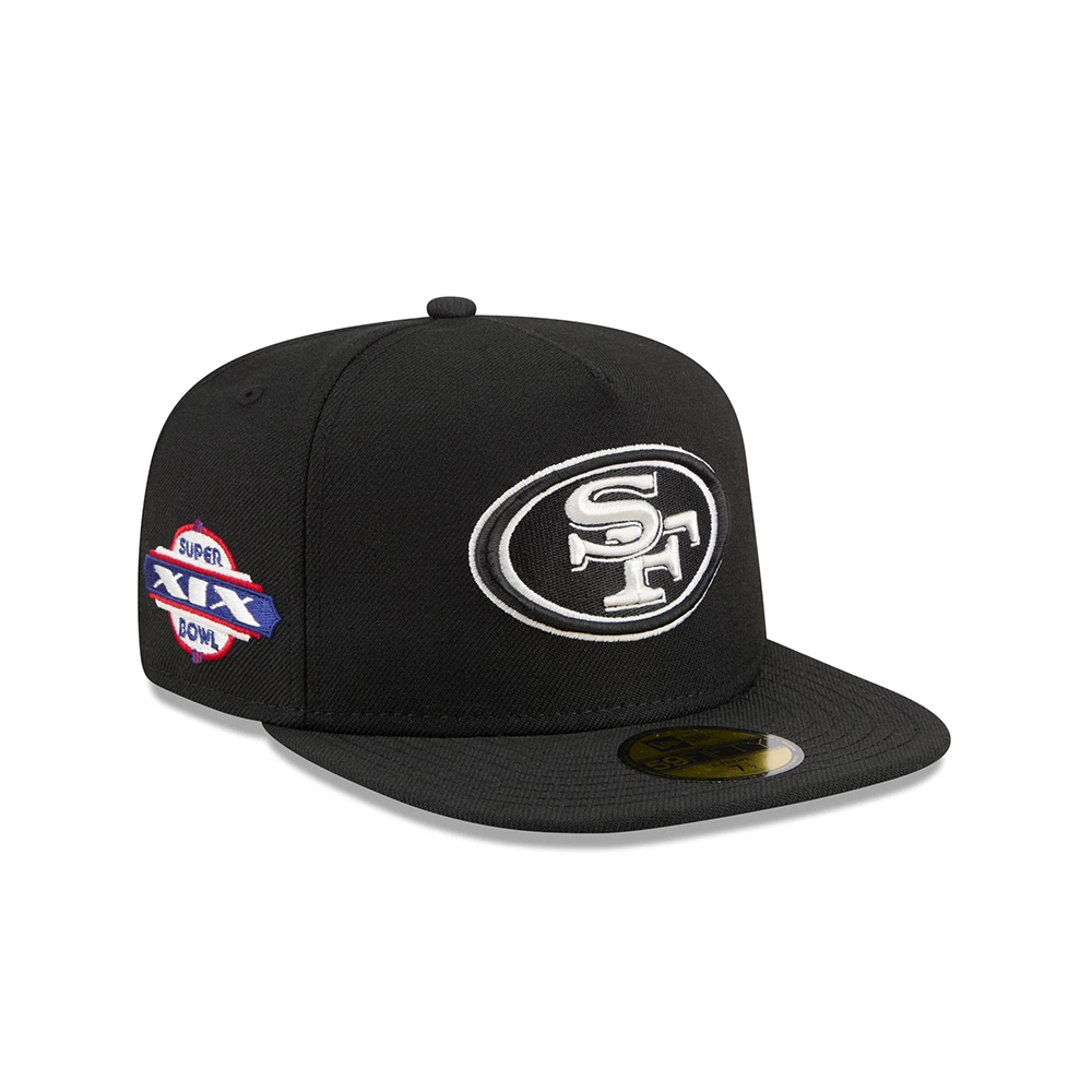 San Francisco 49ers Black and White SF Oval Side Patch Fitted Hat in Black San Francisco 49ers Black and White SF Oval Side Patch Fitted Hat in Black